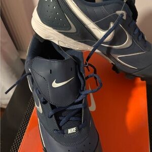 Nike Overplay III Cleats